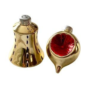 Vintage House of Lloyd Christmas salt and pepper shakers